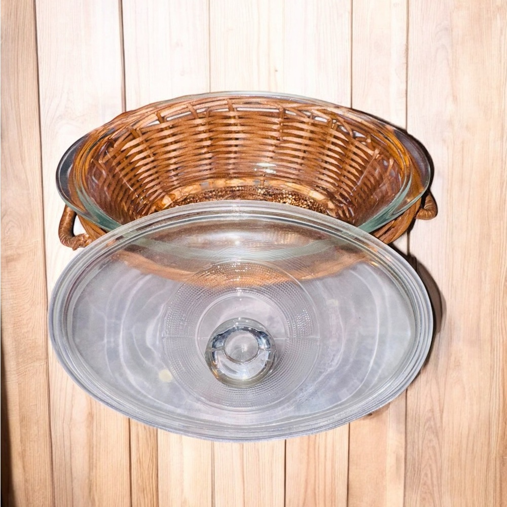 Vintage Glasbake #J235 1 Qt. Oval Clear Casserole Baking Dish and Basket EUC